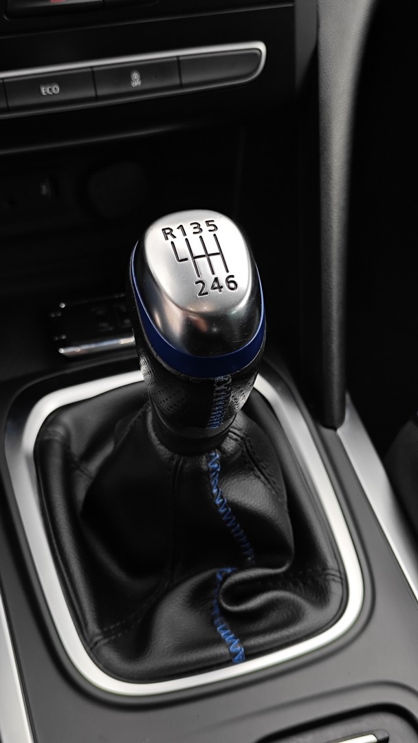 renault-megane-2017-gasolina-1197cc