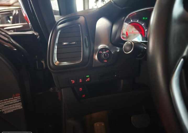 citroen-ds5-2016-diesel-1997cc