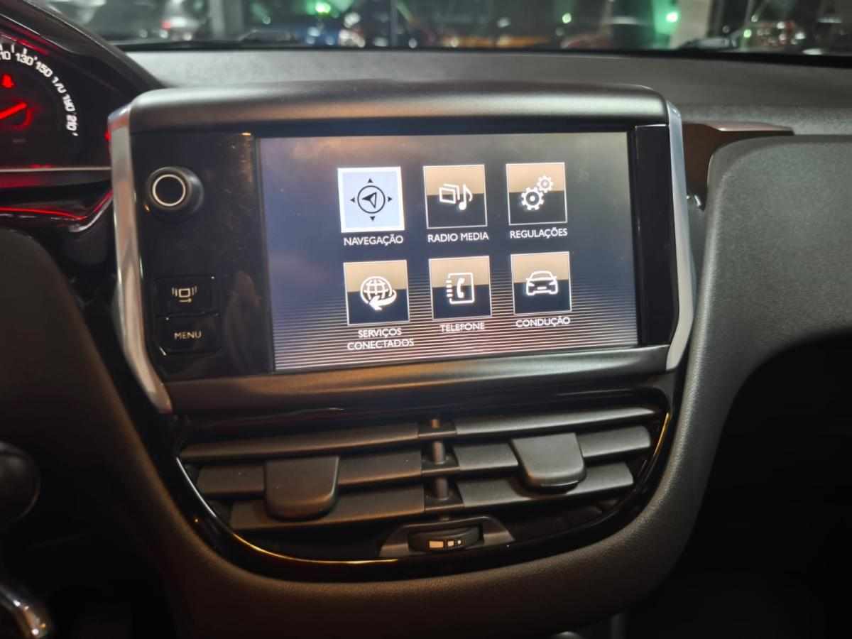 peugeot-208-1-6-e-hdi-2014-diesel-1560cc