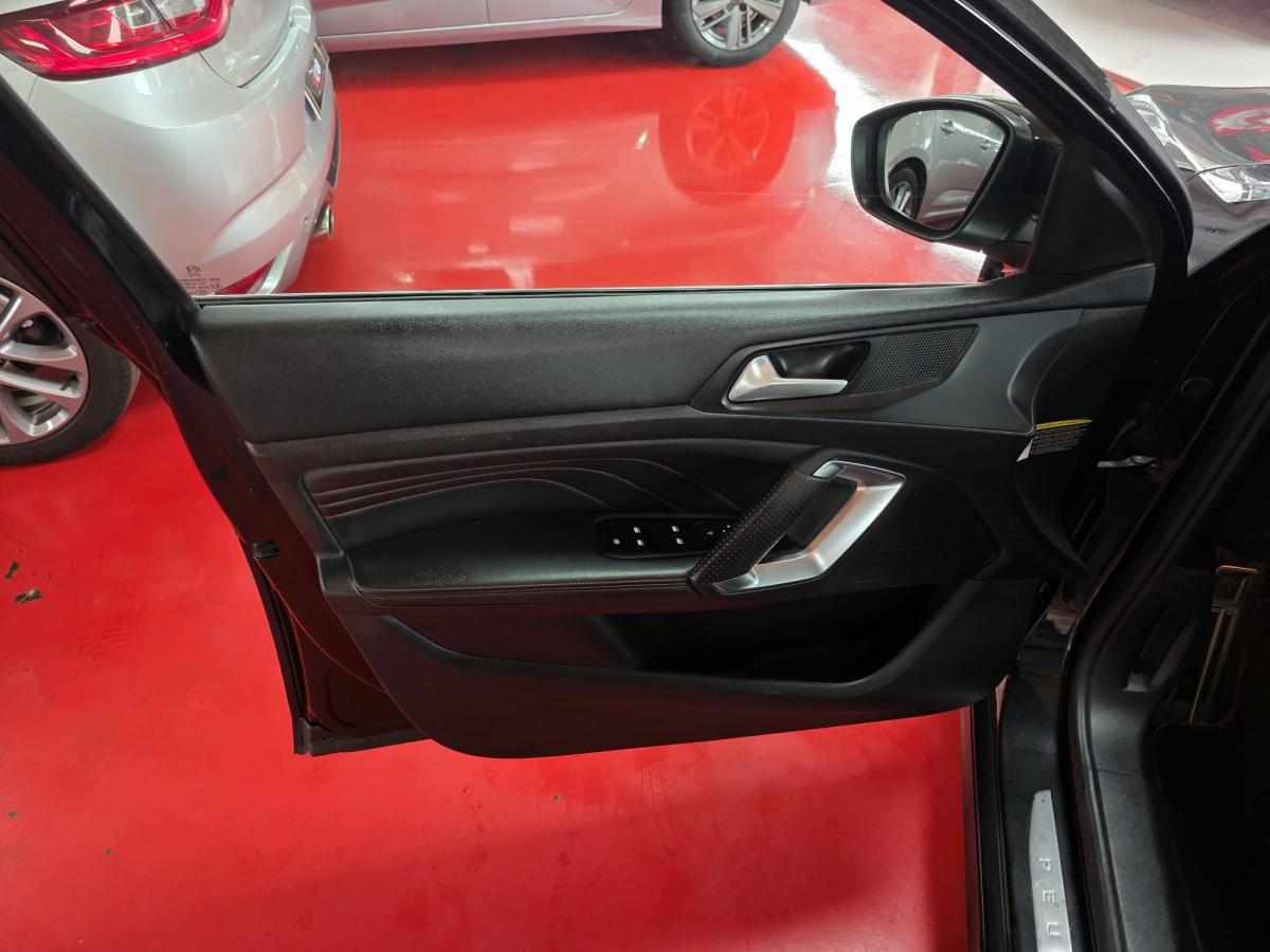 peugeot-308-sw-2019-diesel-1499cc