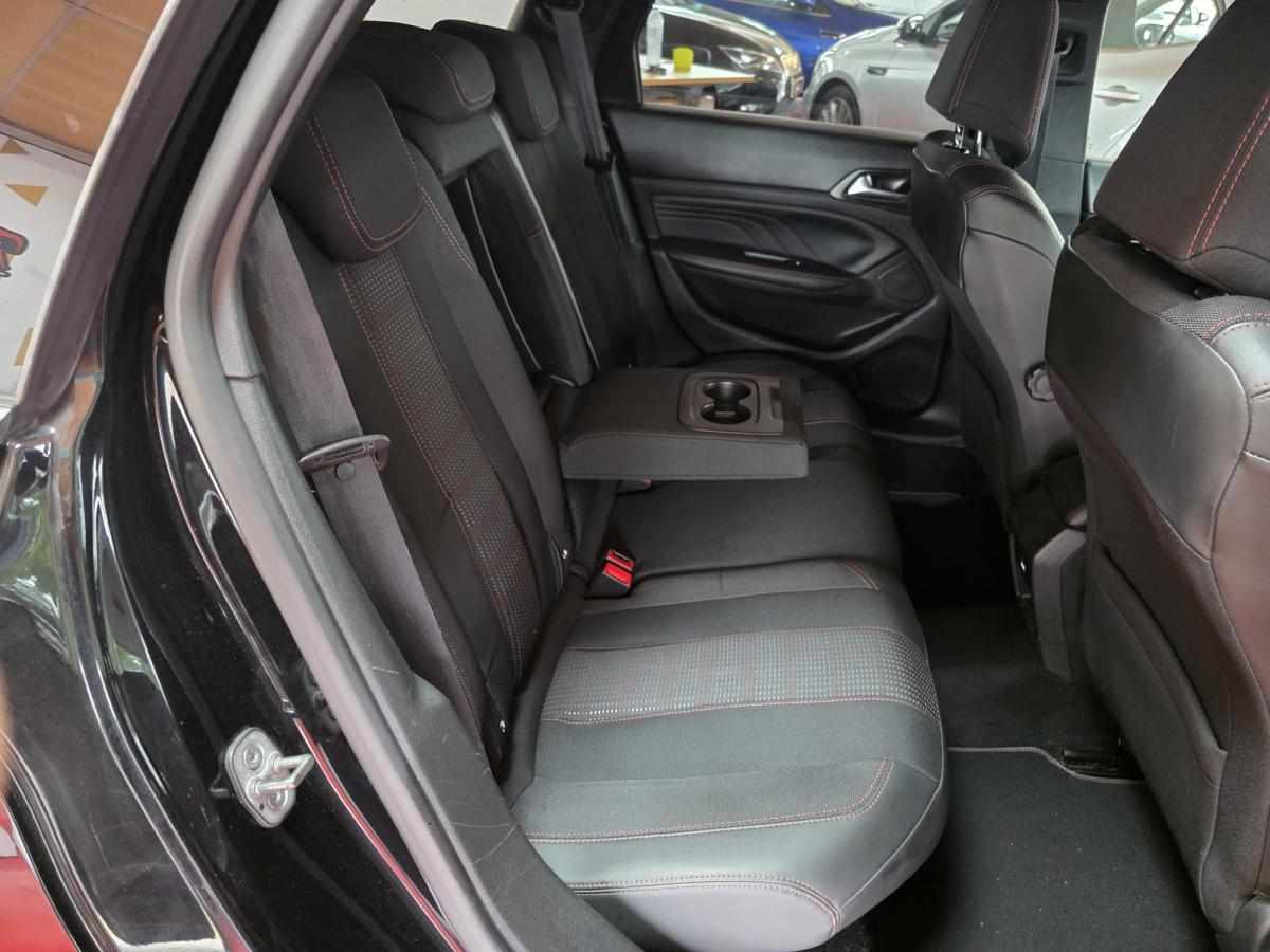 peugeot-308-sw-2019-diesel-1499cc