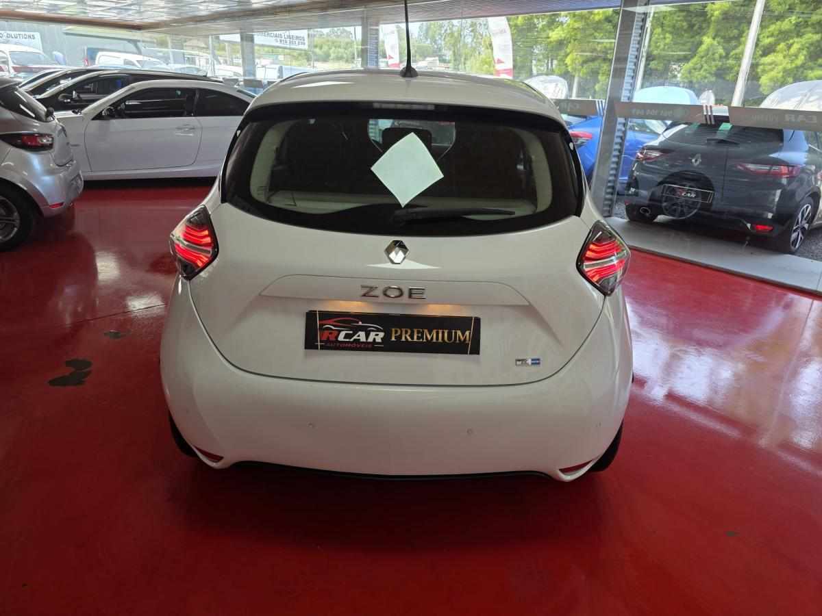 renault-zoe-2022-eletrico