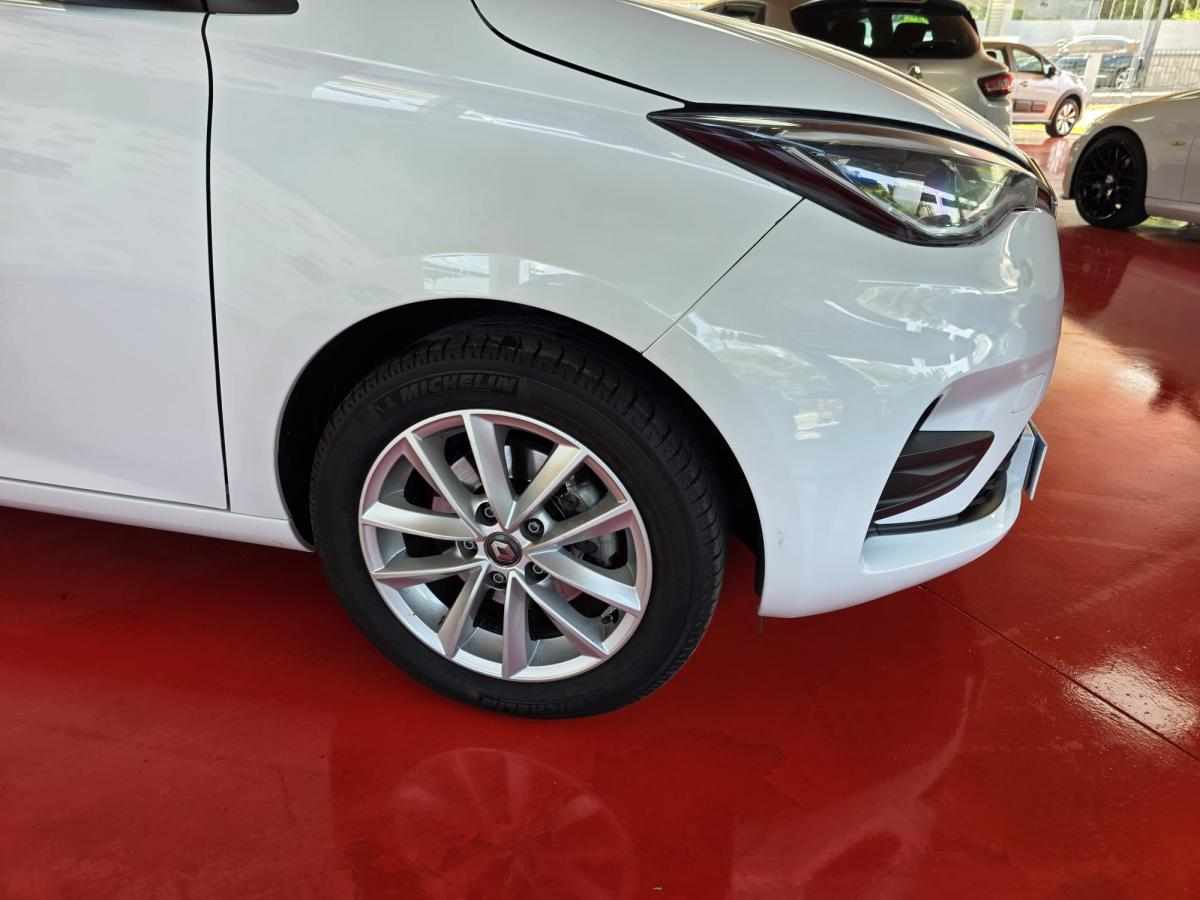 renault-zoe-2022-eletrico