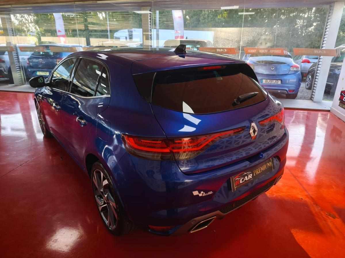 renault-megane-2021-hibrido-1598cc