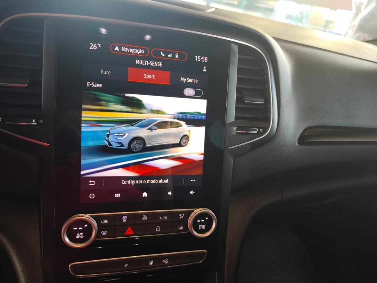 renault-megane-2021-hibrido-1598cc