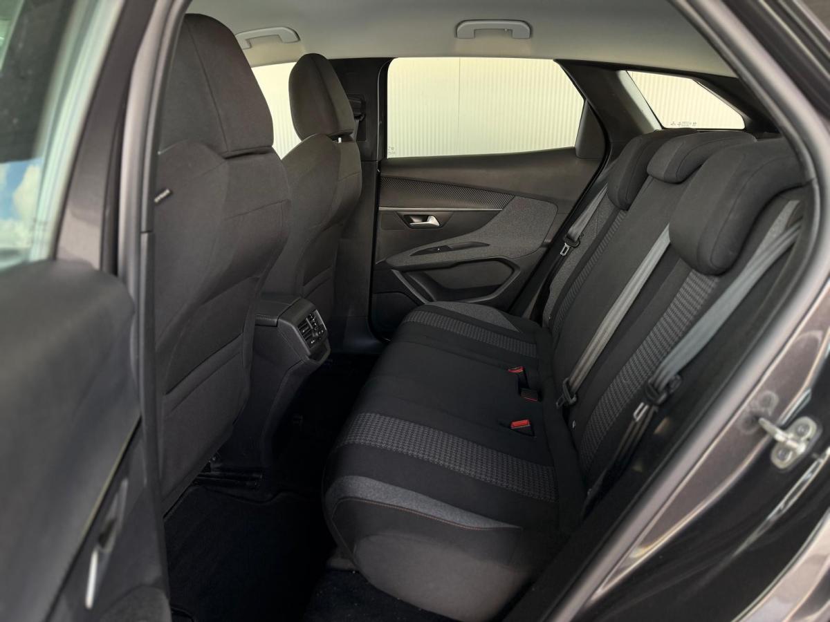 peugeot-3008-2022-diesel-1499cc