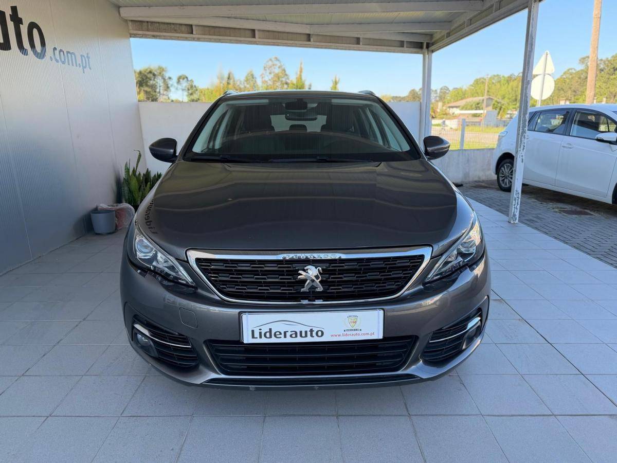 peugeot-308-sw-2019-diesel-1499cc