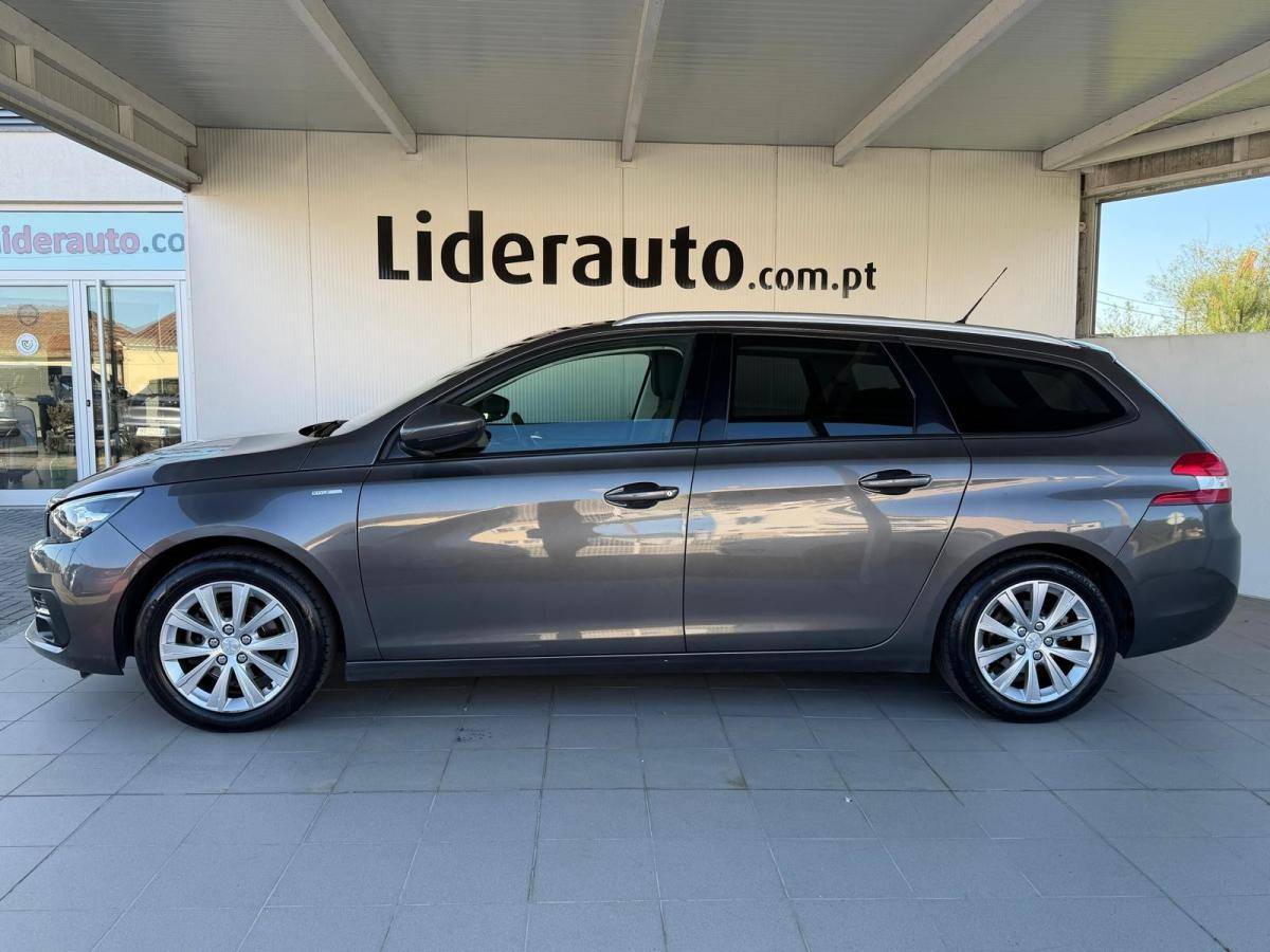 peugeot-308-sw-2019-diesel-1499cc