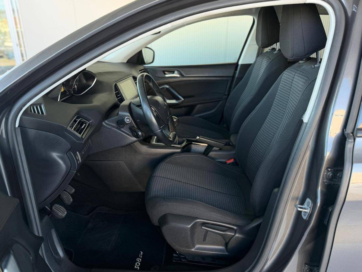 peugeot-308-sw-2019-diesel-1499cc