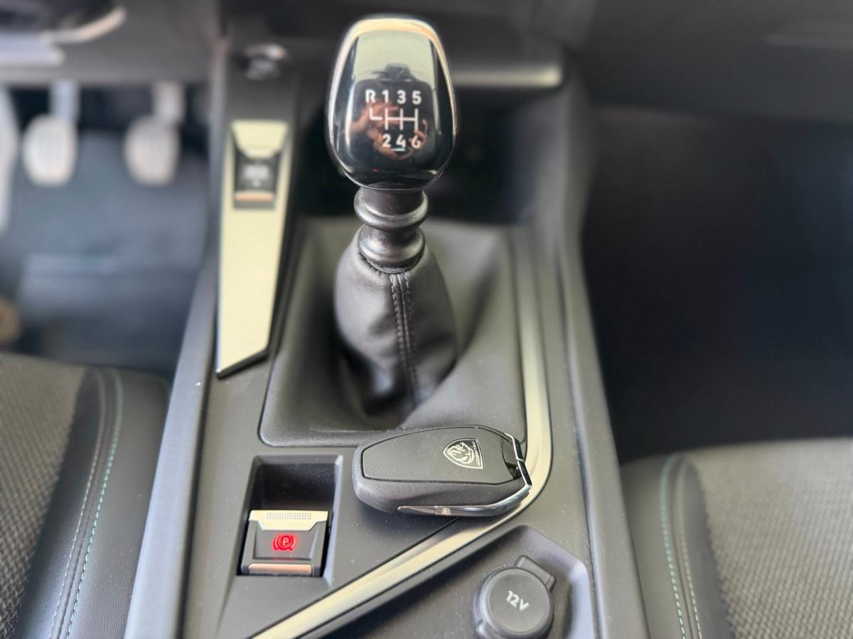 peugeot-308-sw-2022-diesel-1499cc