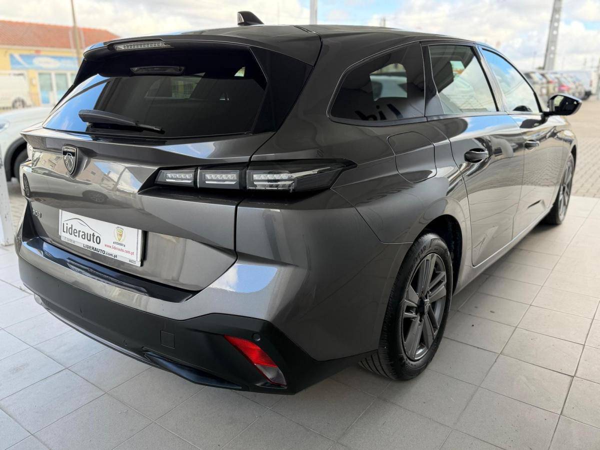 peugeot-308-sw-2022-diesel-1499cc
