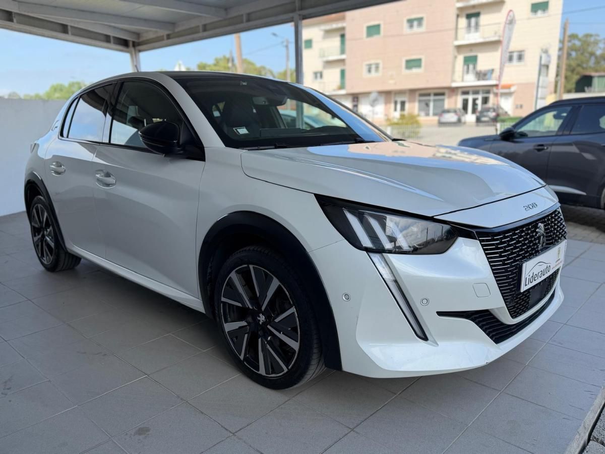 peugeot-208-2022-diesel-1499cc