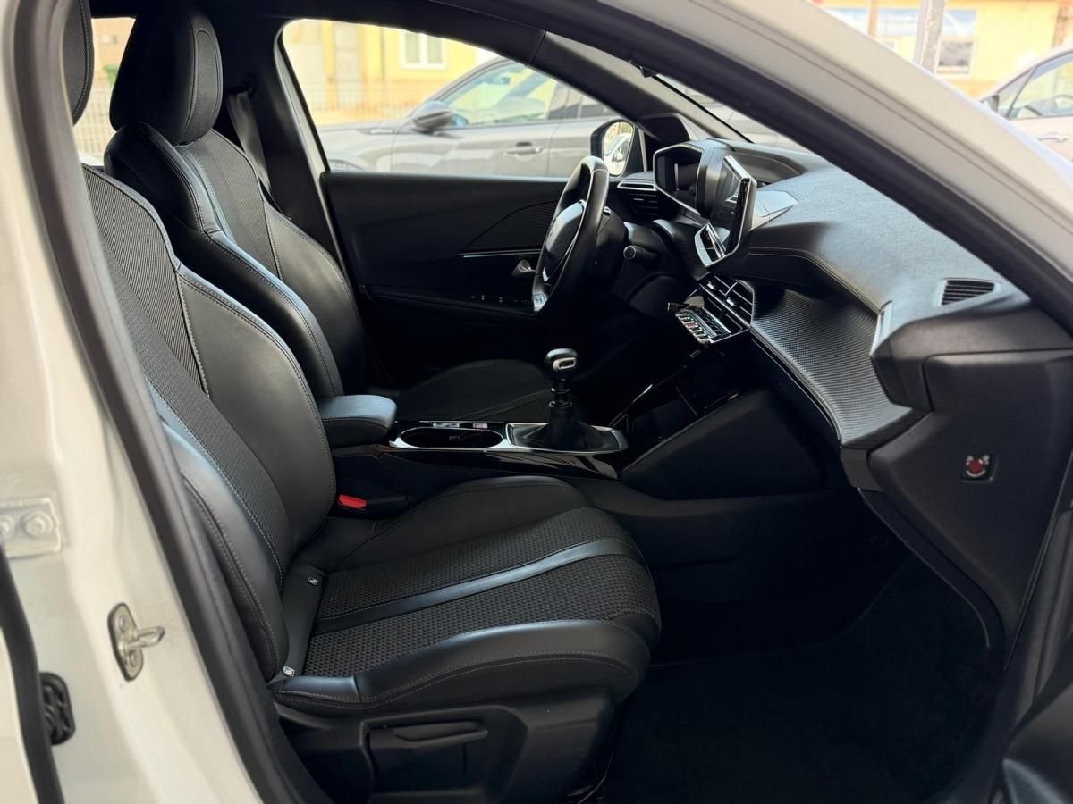 peugeot-208-2022-diesel-1499cc