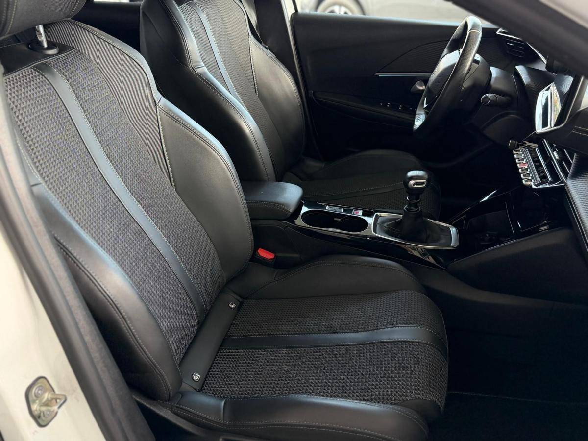 peugeot-208-2022-diesel-1499cc