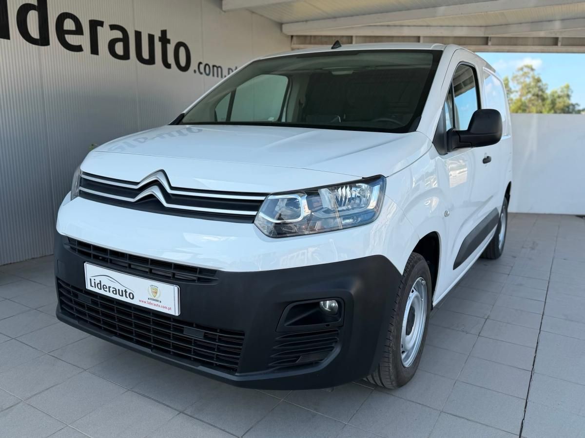 citroen-berlingo-2021-diesel-1499cc