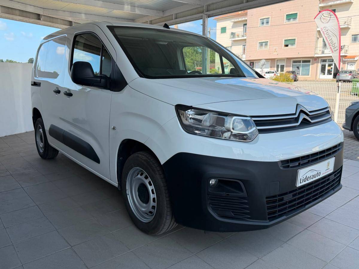 citroen-berlingo-2021-diesel-1499cc