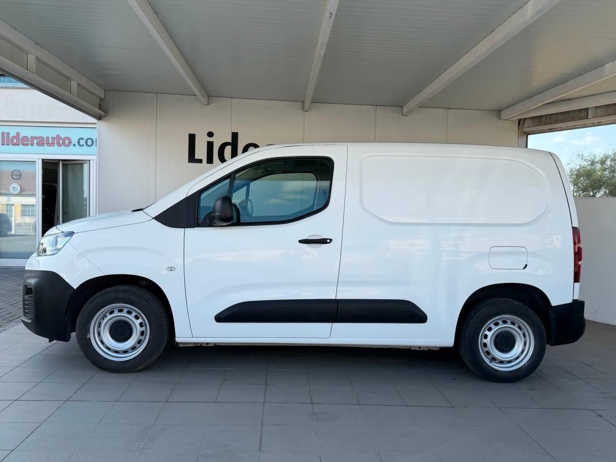 citroen-berlingo-2021-diesel-1499cc