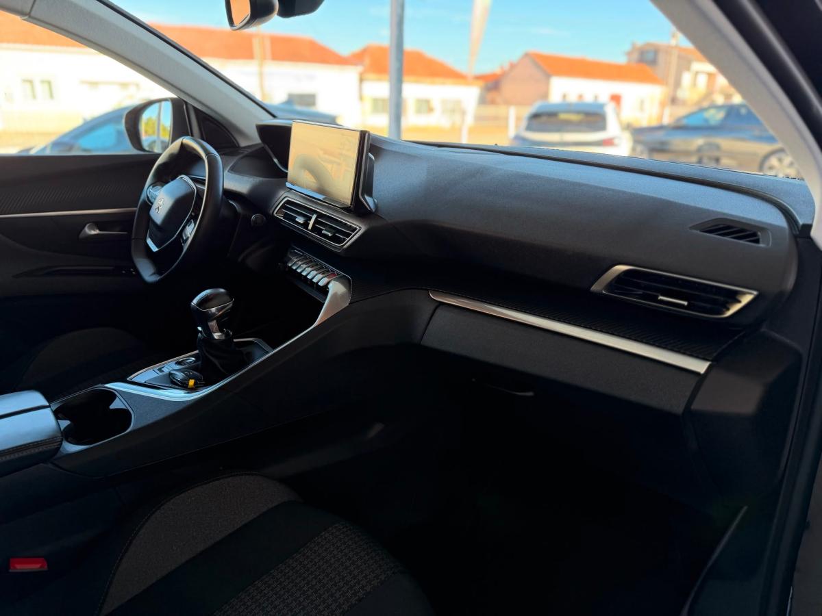 peugeot-3008-2022-diesel-1499cc