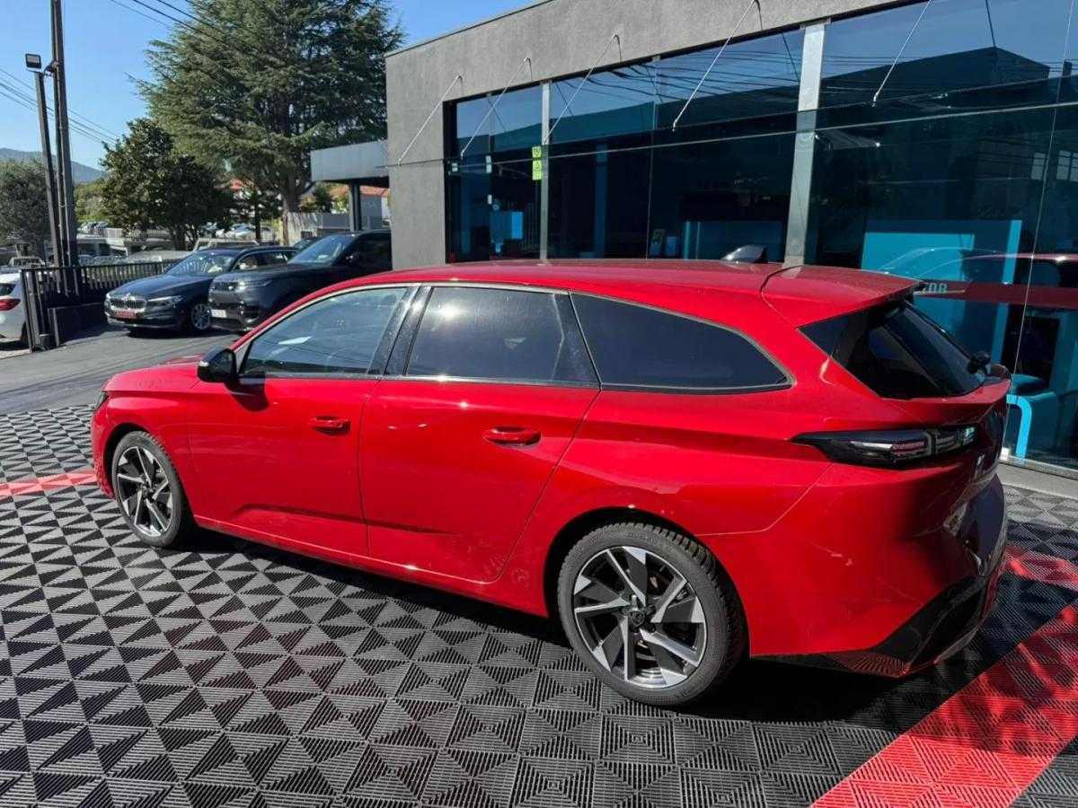 peugeot-308-sw-2023-diesel-1499cc