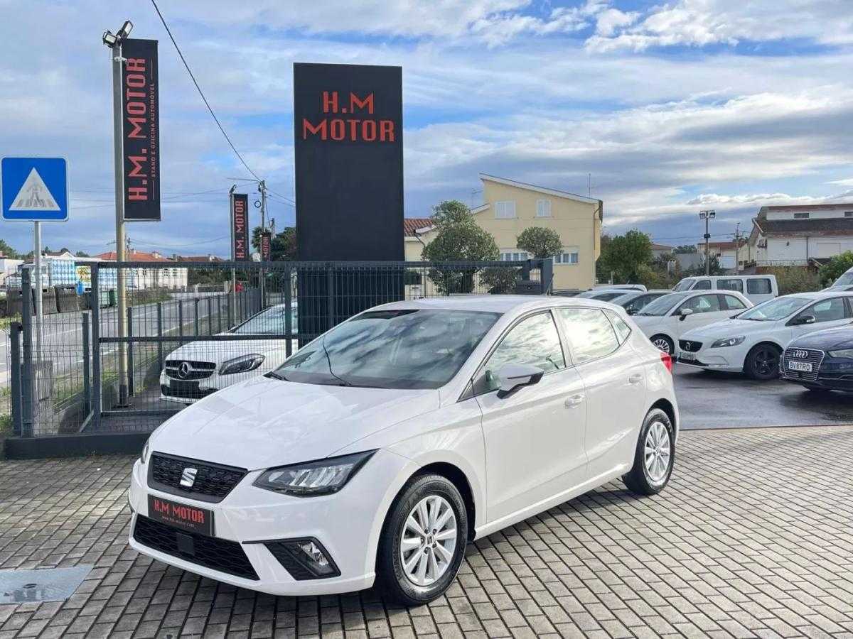 seat-ibiza-2023-gasolina-999cc