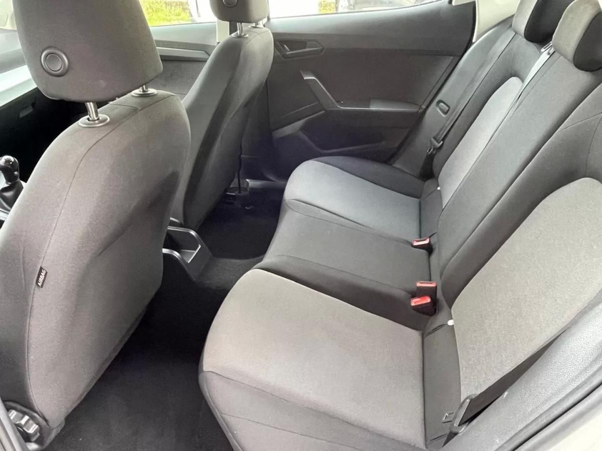 seat-ibiza-2023-gasolina-999cc