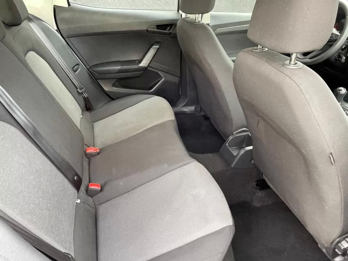 seat-ibiza-2023-gasolina-999cc
