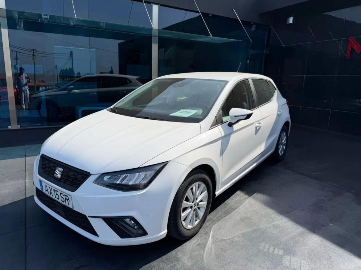 seat-ibiza-2023-gasolina-999cc