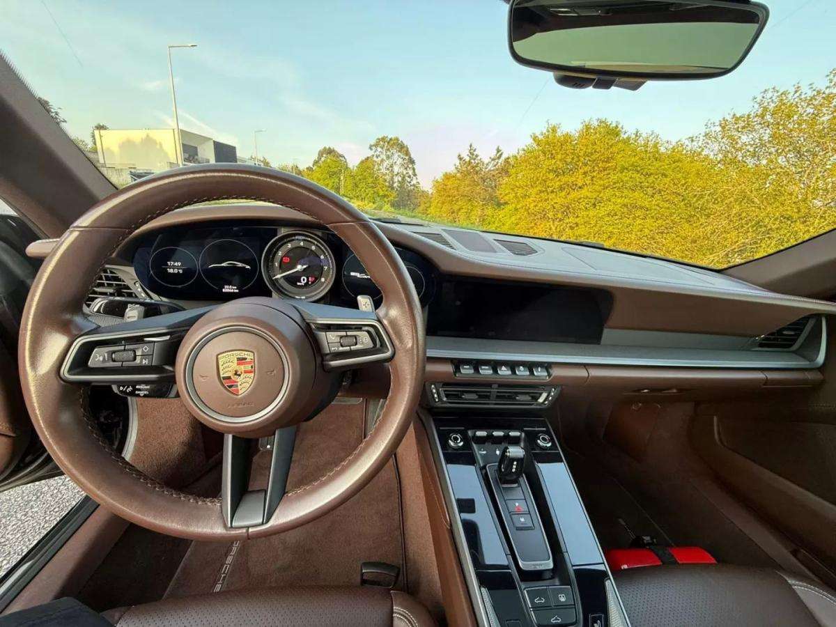 porsche-992-2020-gasolina-2981cc