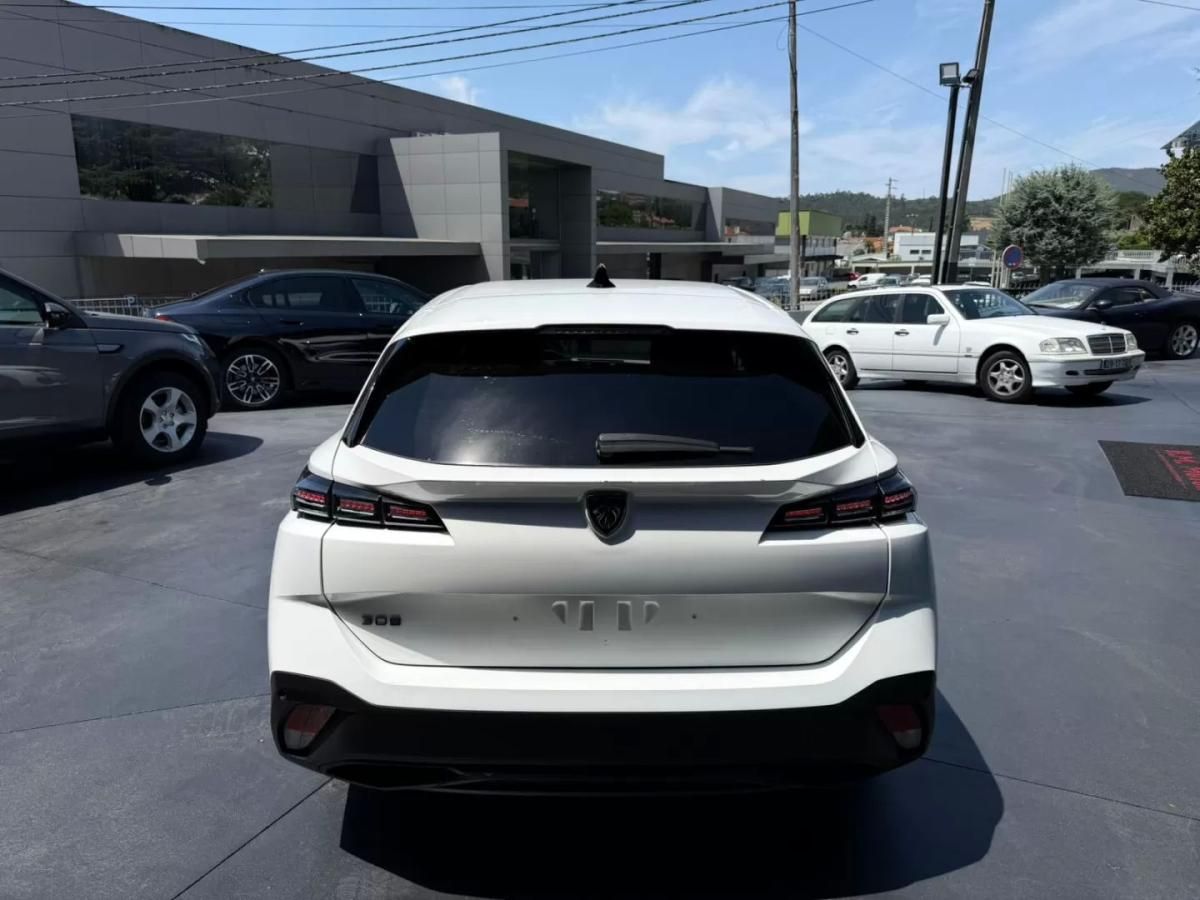 peugeot-308-sw-2022-gasolina-1199cc