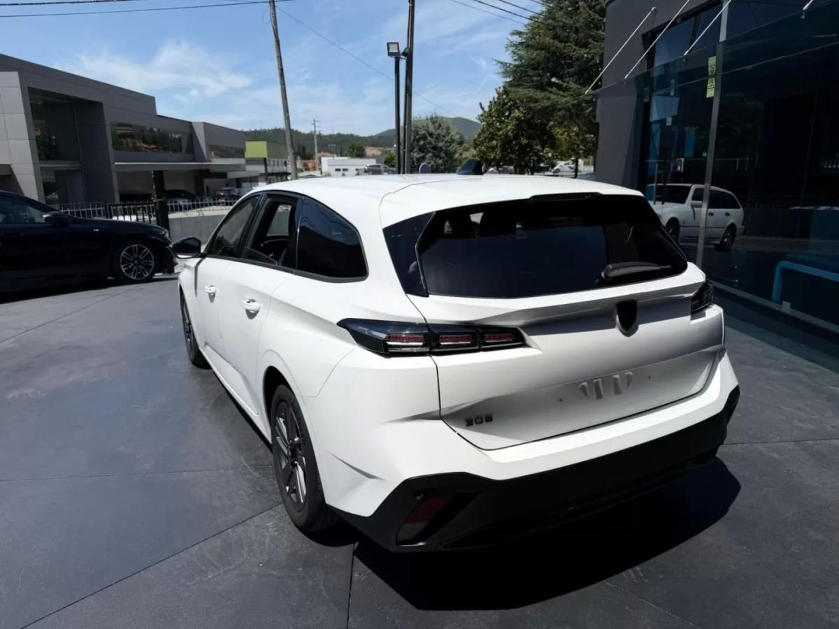 peugeot-308-sw-2022-gasolina-1199cc