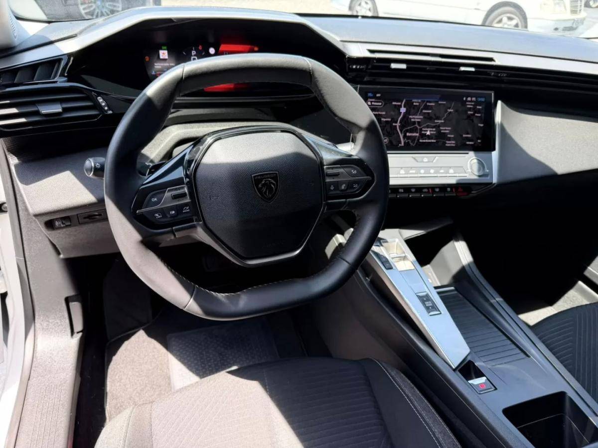 peugeot-308-sw-2022-gasolina-1199cc