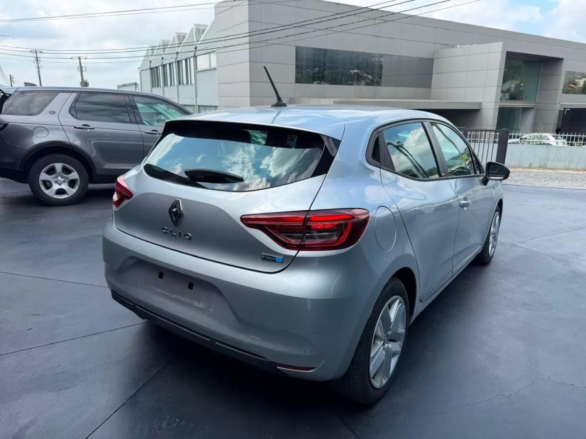 renault-clio-2021-hibrido-a-gasolina-1598cc