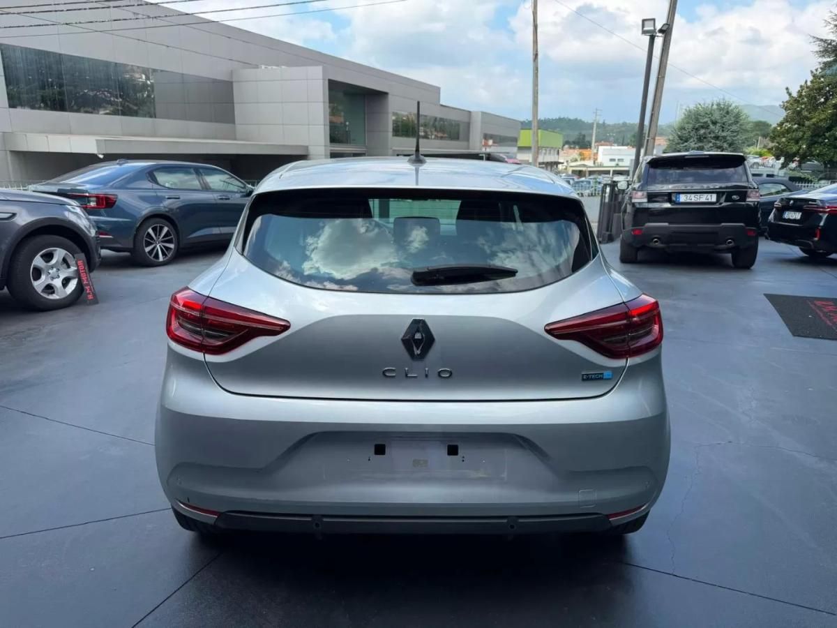 renault-clio-2021-hibrido-a-gasolina-1598cc