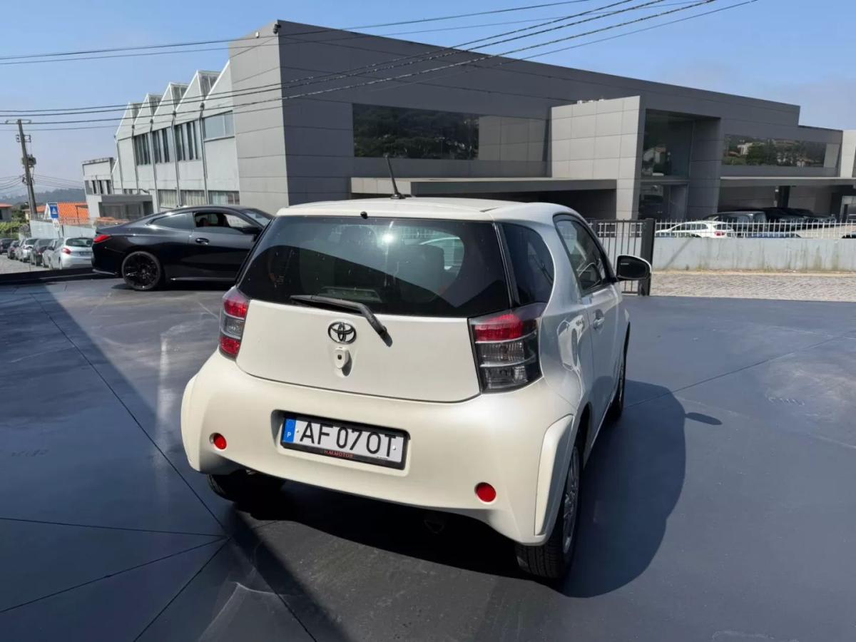 toyota-iq-2009-gasolina-998cc
