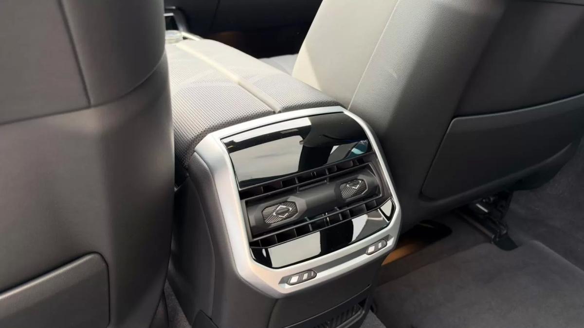 bmw-serie-i-2023-eletrico-0cc