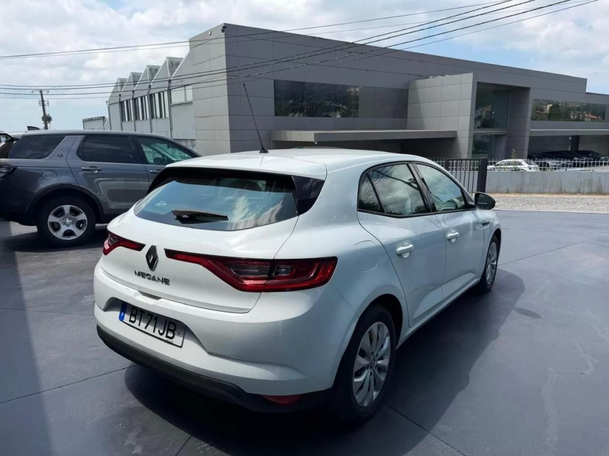 renault-megane-2018-diesel-1461cc