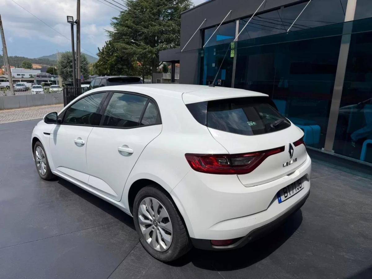 renault-megane-2018-diesel-1461cc