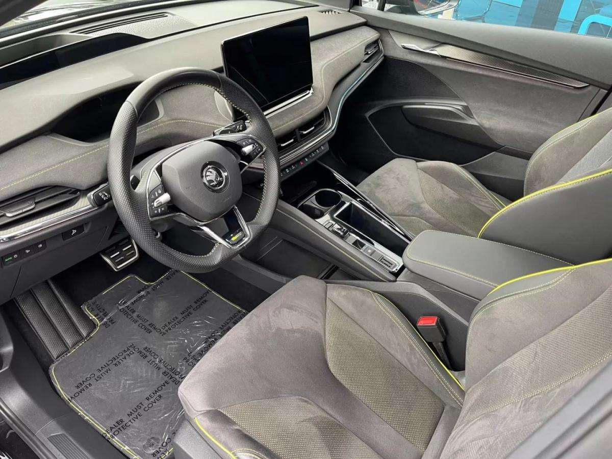 skoda-enyaq-2023-eletrico-0cc