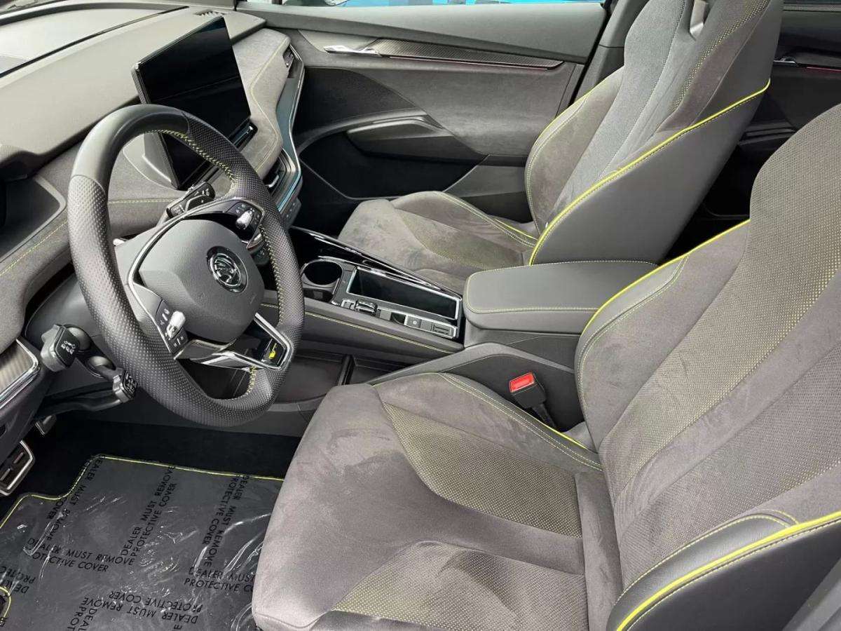 skoda-enyaq-2023-eletrico-0cc