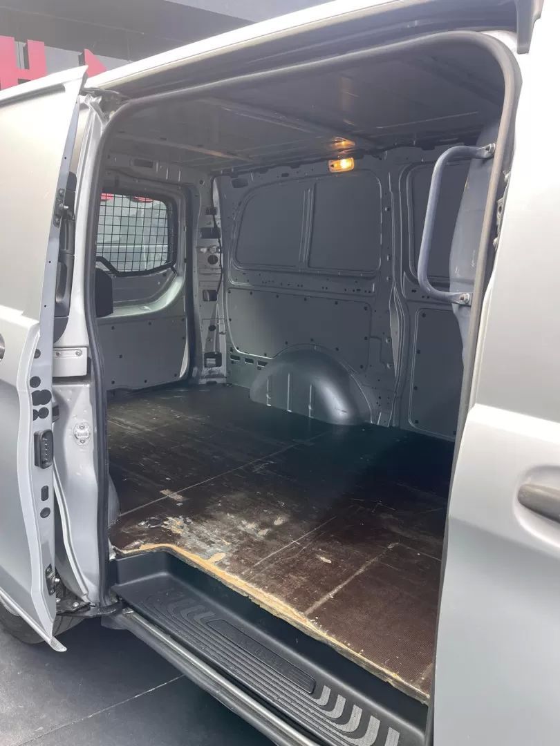 mercedes-benz-vito-2017-diesel-1600cc