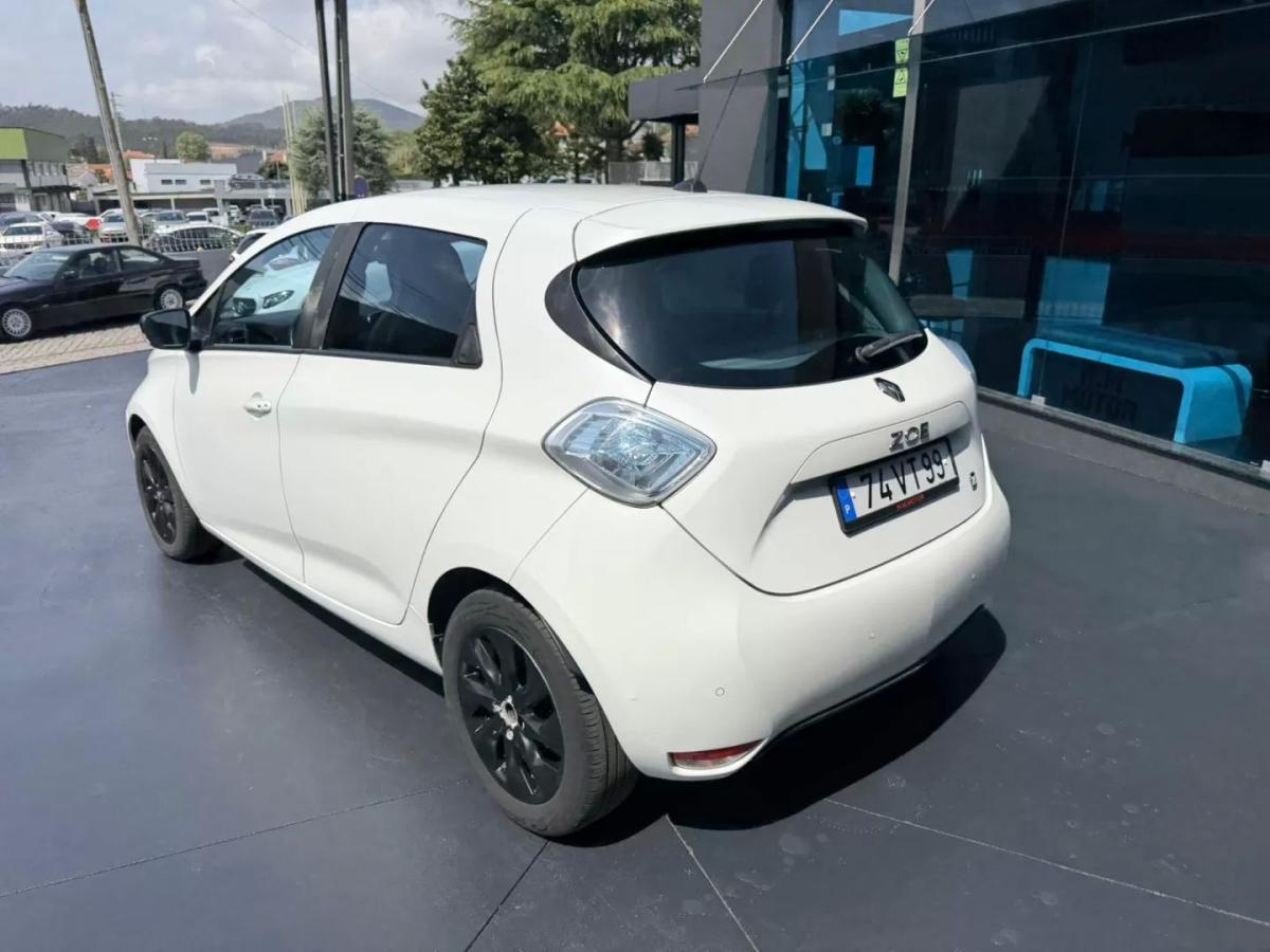 renault-zoe-2015-eletrico-200cc