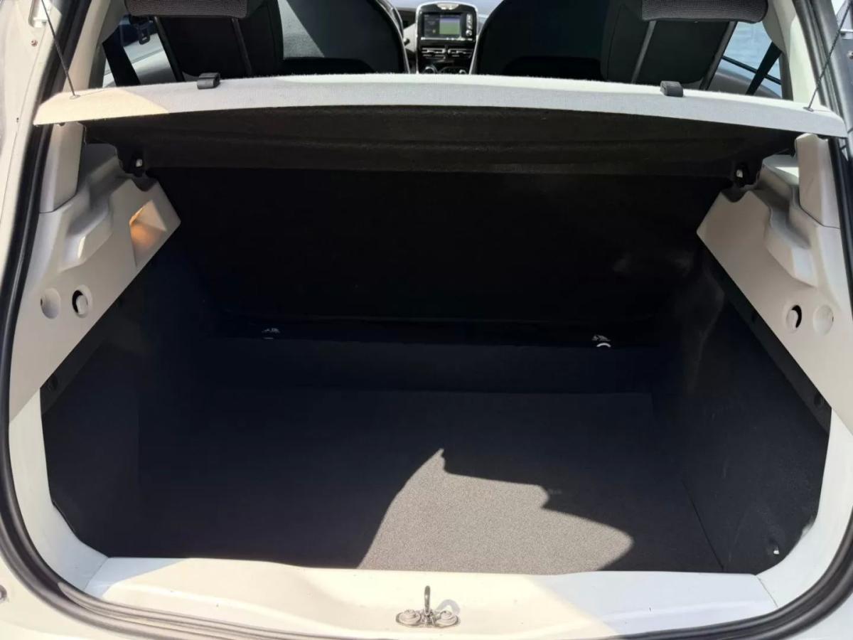 renault-zoe-2015-eletrico-200cc