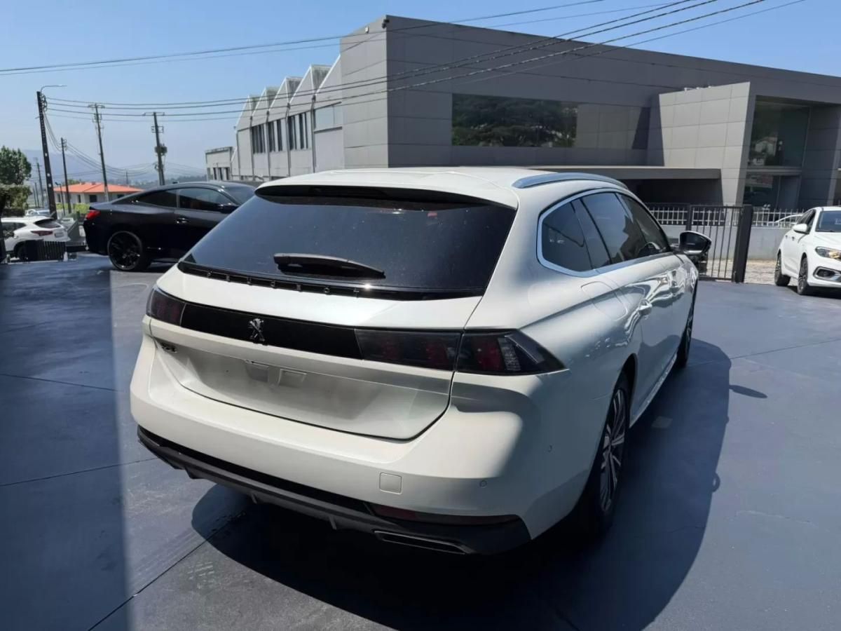 peugeot-508-sw-2022-gasolina-1199cc