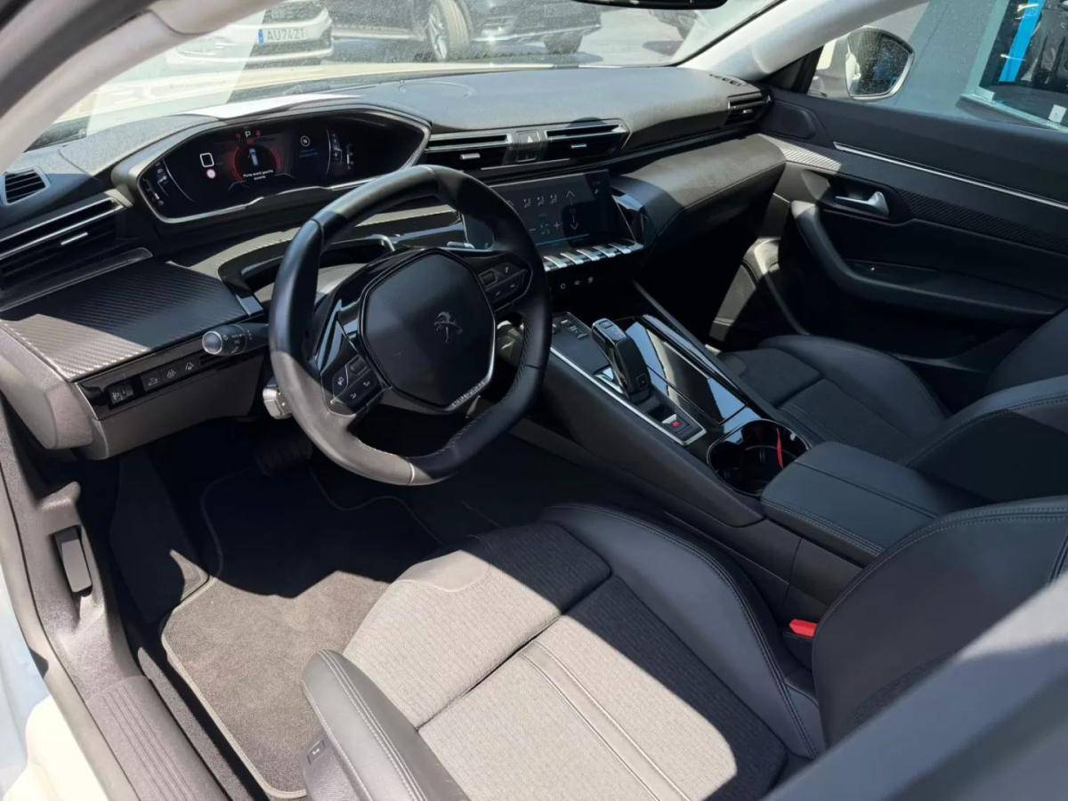 peugeot-508-sw-2022-gasolina-1199cc