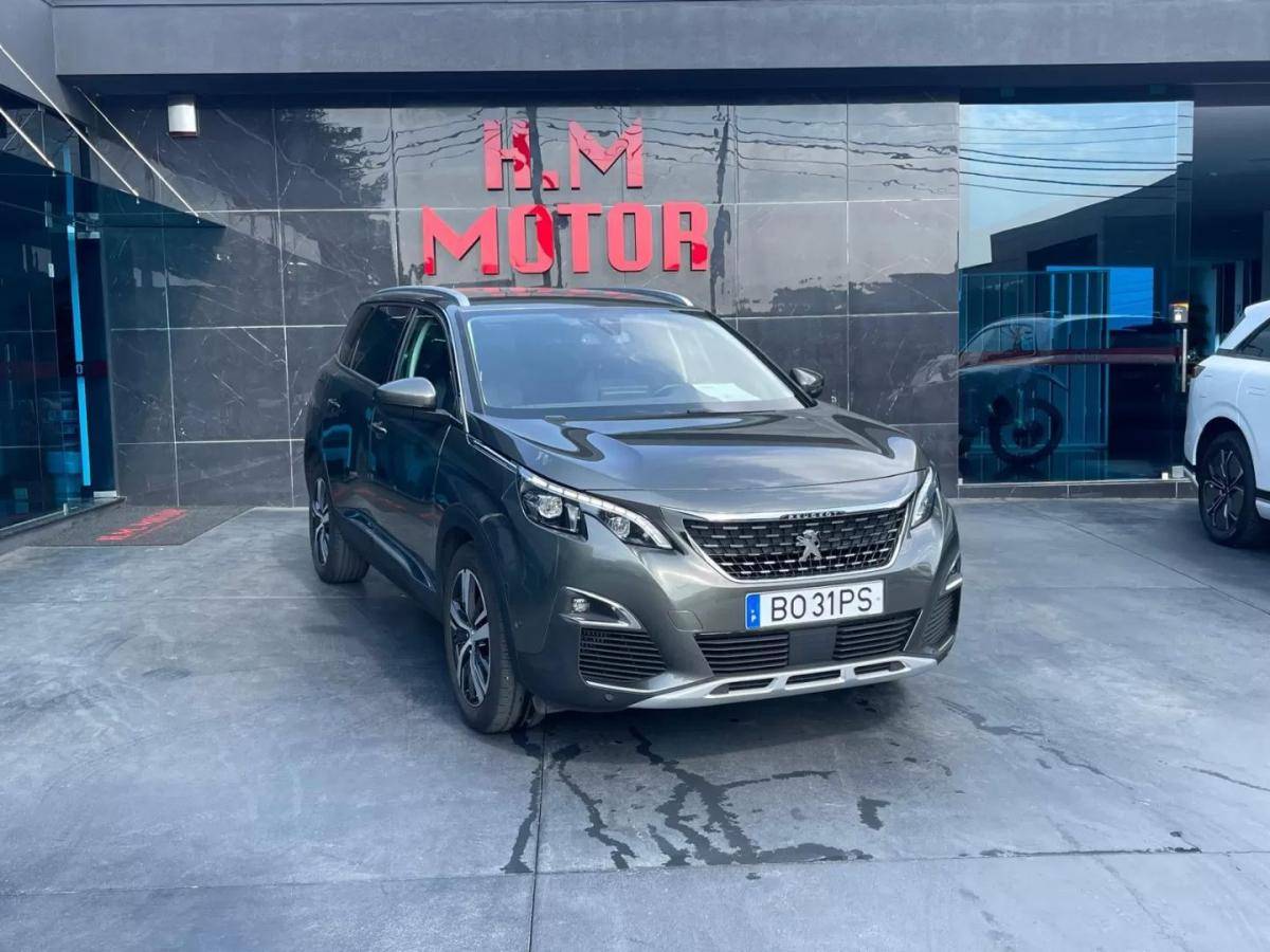 peugeot-5008-2019-gasolina-1199cc