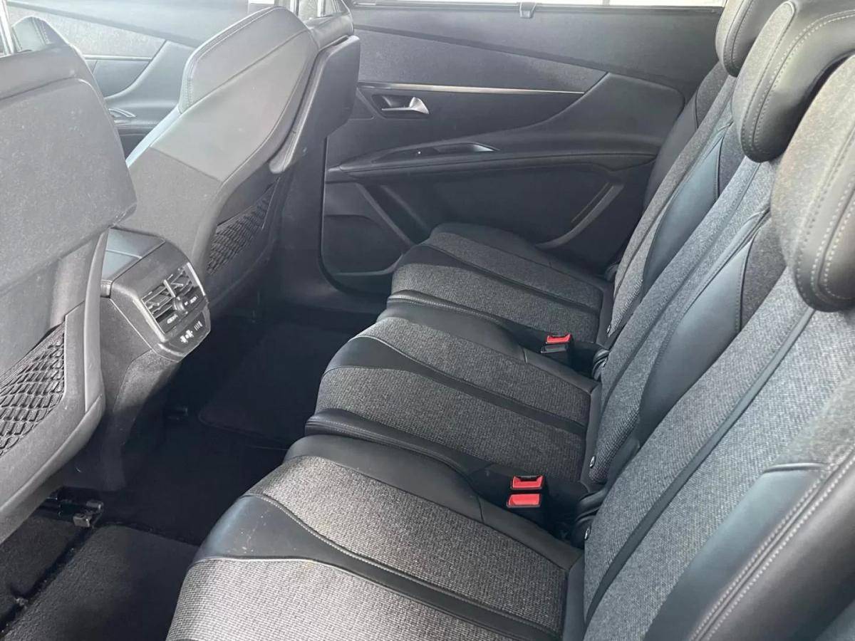 peugeot-5008-2019-gasolina-1199cc