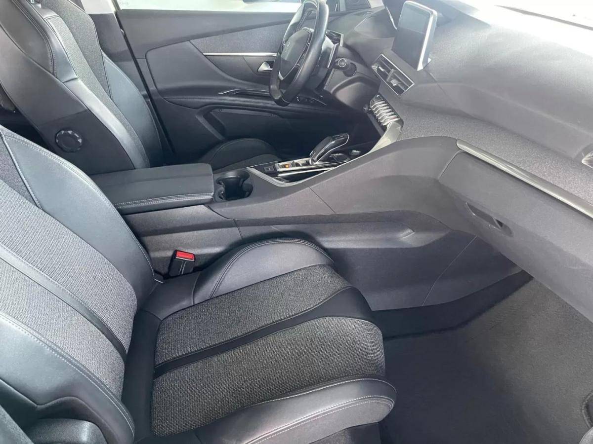 peugeot-5008-2019-gasolina-1199cc
