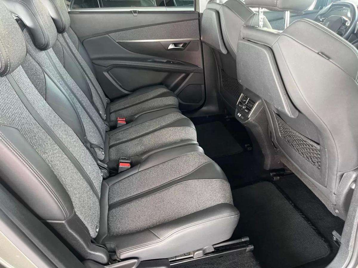 peugeot-5008-2019-gasolina-1199cc