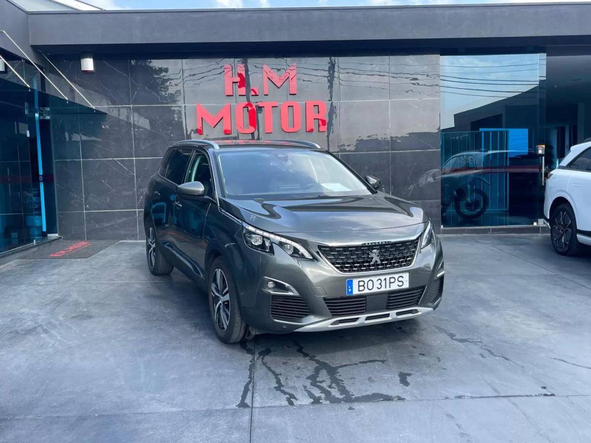 peugeot-5008-2019-gasolina-1199cc