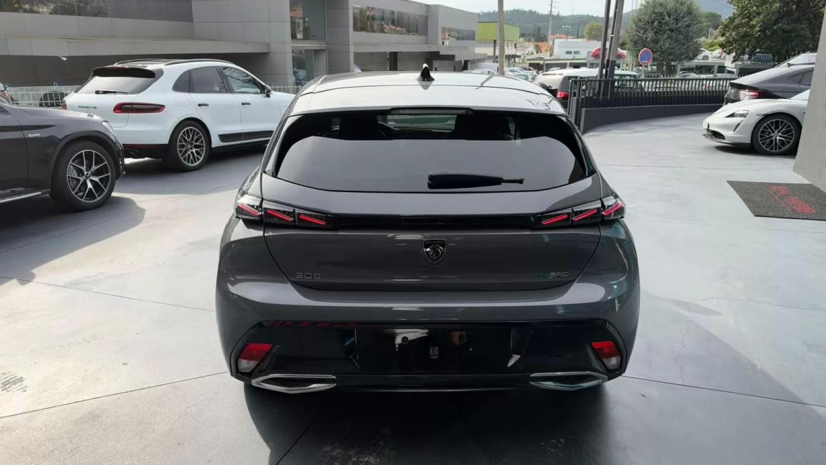 peugeot-308-2024-hibrido-1598cc